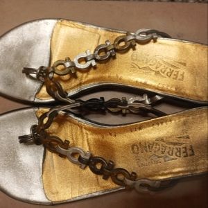 Salvatore Ferragamo size 9 gold Sandles